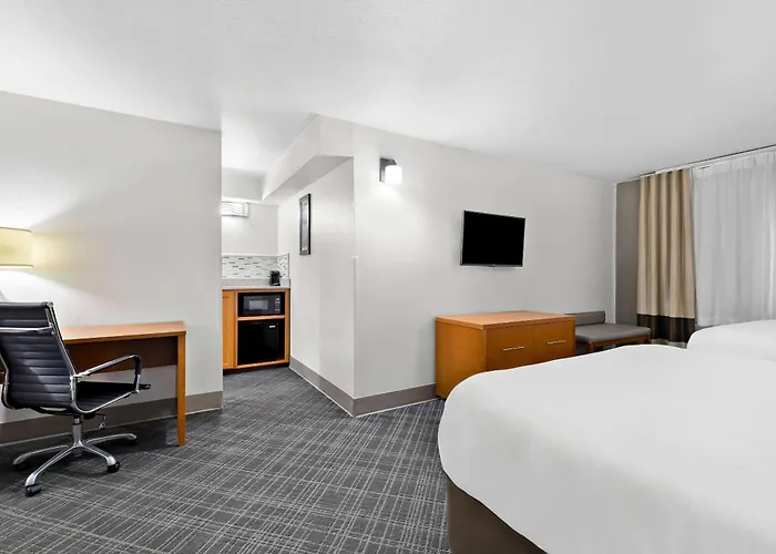 Comfort Inn & Suites Nashville Near Tanger Outlets I-24 Antioch