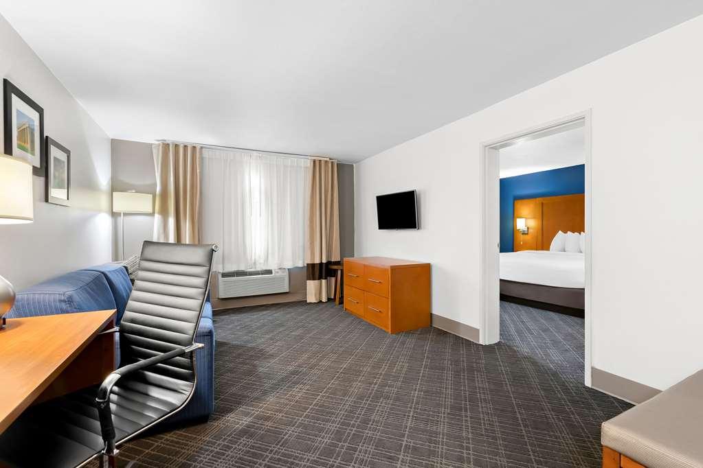 Hotel Comfort & Near Tanger Outlets I-24 Antioch 3*