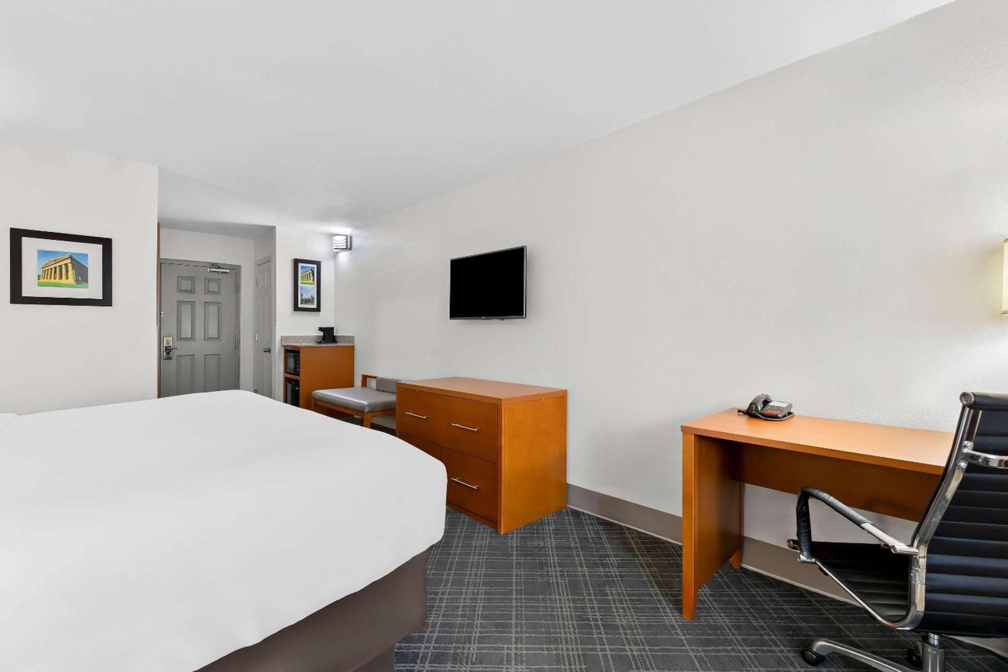 Hotel Comfort & Near Tanger Outlets I-24 Antioch Nashville