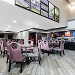 Comfort Inn & Suites Nashville Near Tanger Outlets I-24 Antioch 