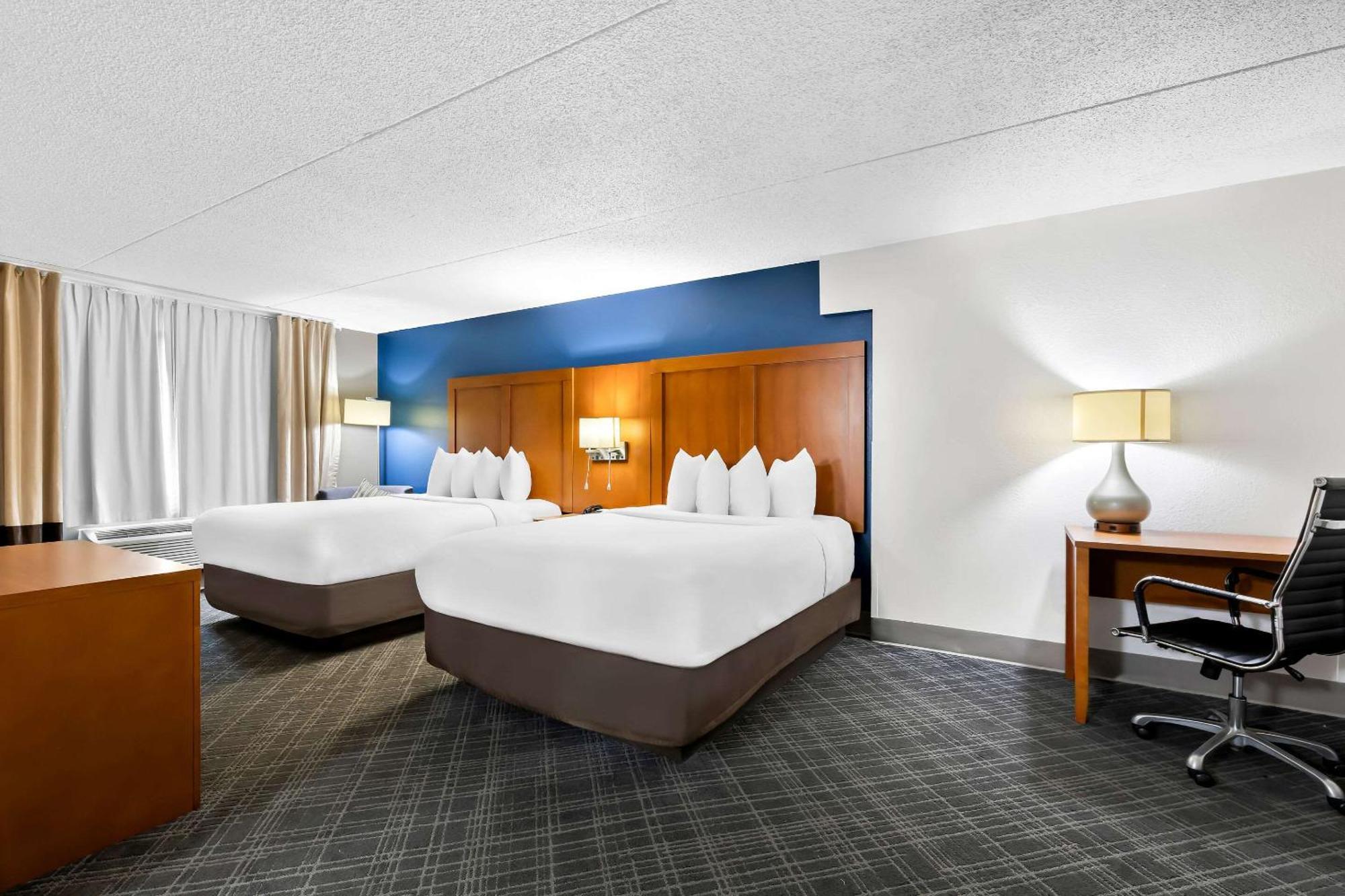 Comfort & Near Tanger Outlets I-24 Antioch 3*
